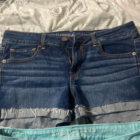 American Eagle shorts lot of 3 - Picture 2 of 6